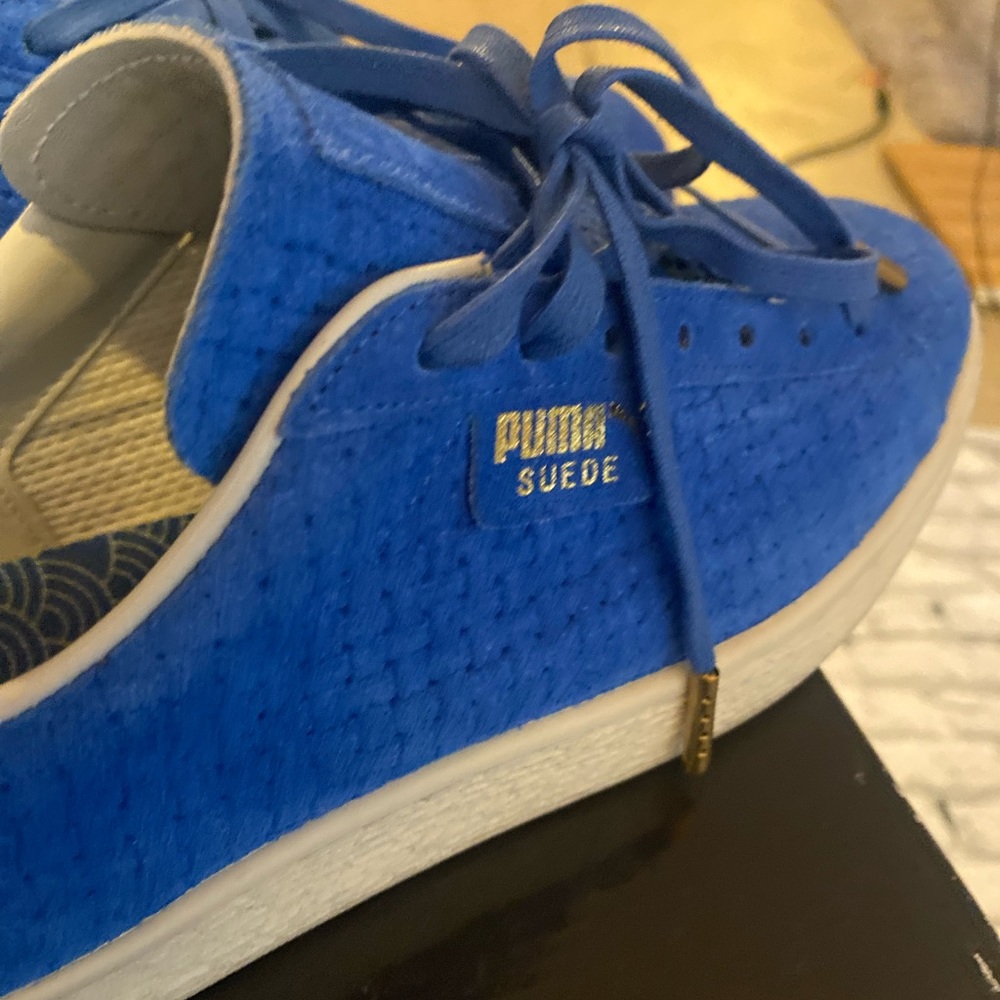 Brand New Rare Puma Suede
